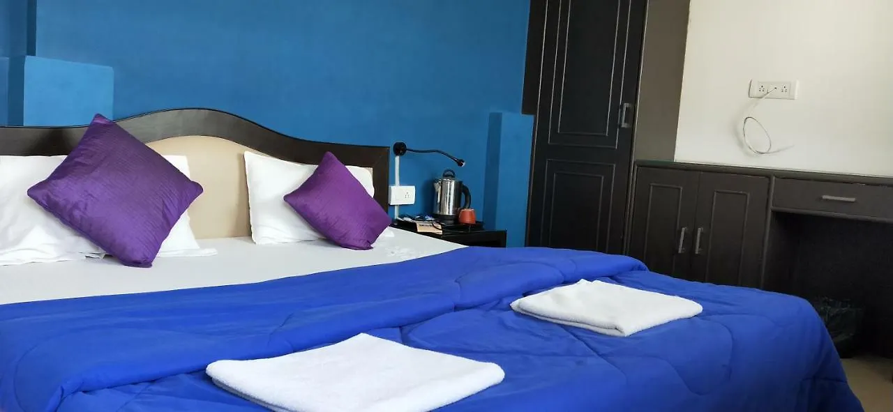 Joey'S Hostel Agra Agra