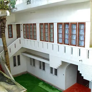  Séjour chez l'habitant Jojies Fortkochi Inde
